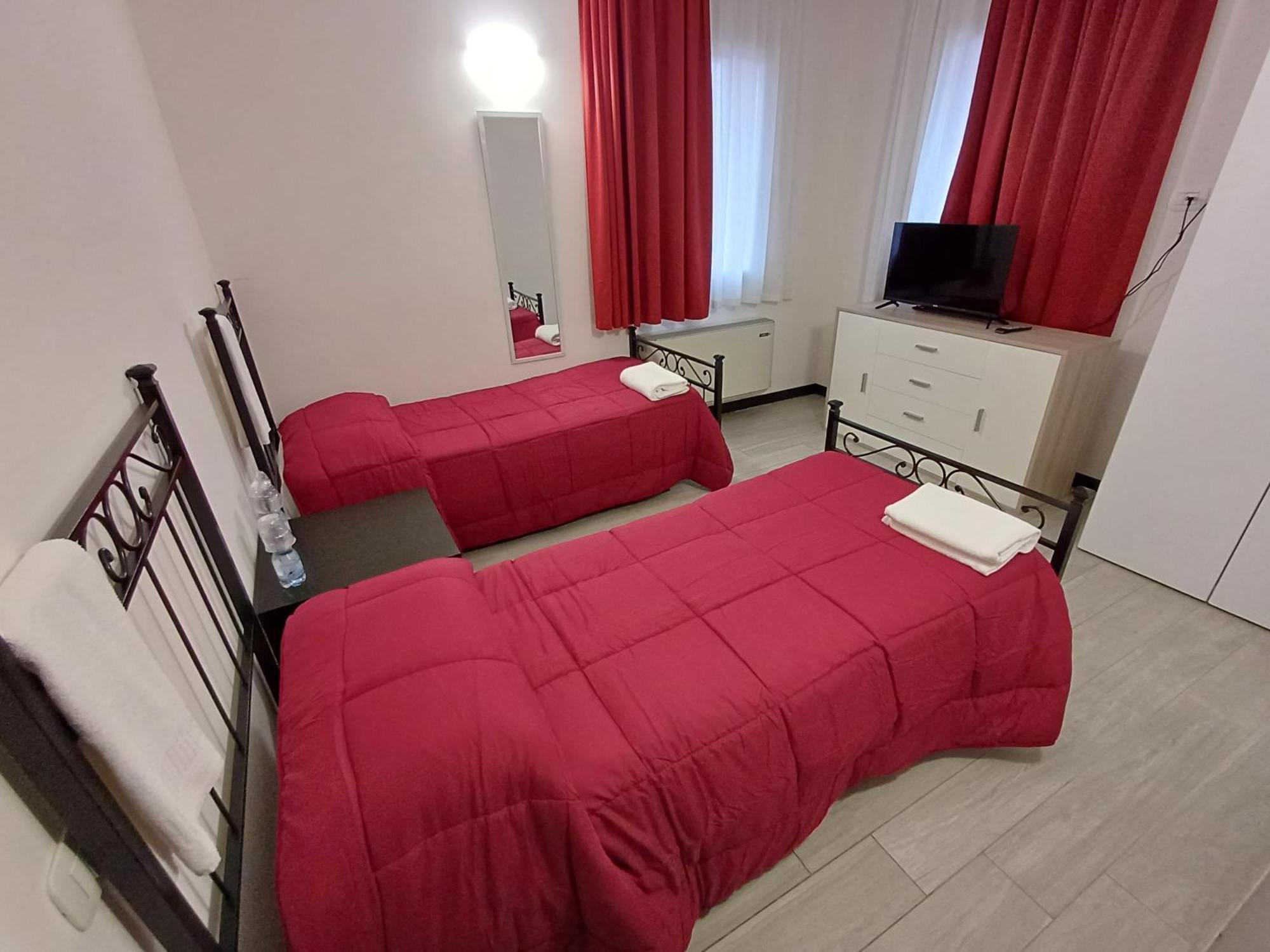 Arneroni Villa Codogne ภายนอก รูปภาพ